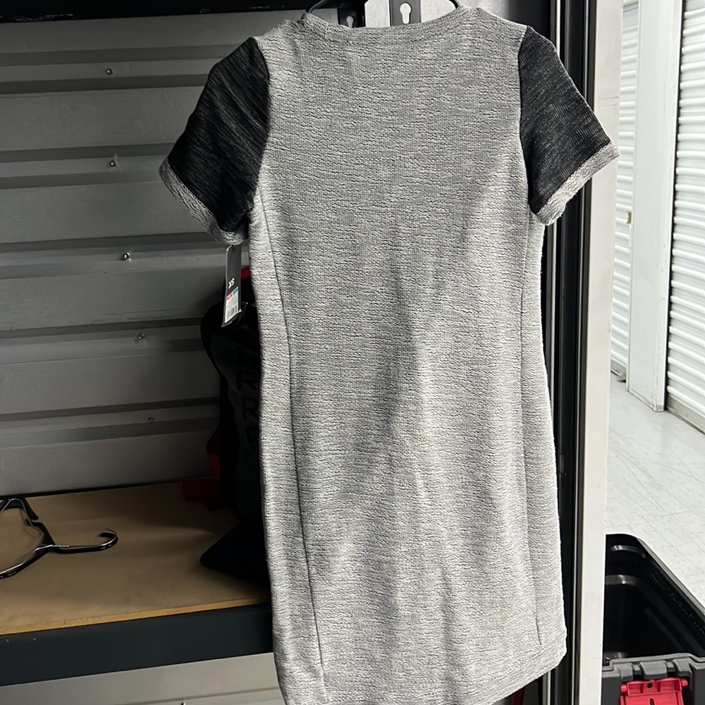 Tunic - Picture 3 of 3